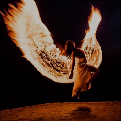 Phoenix Rising Aesthetic, Phoenix Bird Aesthetic, Fire Royal Aesthetic, Fire Elemental Aesthetic, Flying Power Aesthetic, Fire Power Ideas, Pyrokinetic Aesthetic, Pheonix Aestethic, Pyrokenisis Aesthetic