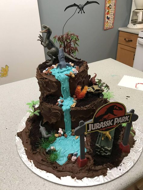Jurassic Park Birthday Cake, Birthday Cake 30, Jurassic World Cake, Festa Jurassic Park, Jurassic Park Birthday Party, Jurassic Park Party, Jurassic Park Birthday, Dino Cake, Dinosaur Birthday Cakes