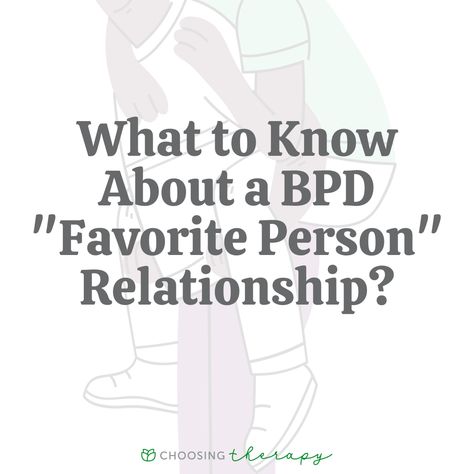 People with borderline personality disorder (BPD) often rotate between idolizing and devaluing others. In the case of the “favorite person,” the individual with BPD prefers one person and wants to spend all their time with them. Unfortunately, if that person is busy—or if conflict emerges—anger and fear of abandonment often become Boarderline Personally Symptoms, Traits Of Borderline Personality, Bpd Quotes Relationships, Border Line Personality, Favorite Person Quotes, Boderline Personality Disorder, Bpd Disorder, Bpd Relationships, Personality Disorder Quotes