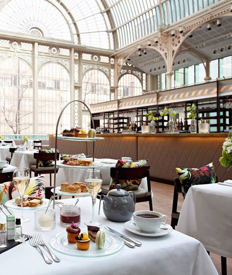 Paul Hamlyn Hall at The Royal Opera House Pretty Cafe, Gluten Free Afternoon Tea, London List, Afternoon Tea London, Best Afternoon Tea, Afternoon Tea Set, Royal Opera House, Tea Rooms, London Baby