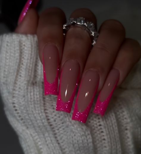 Extravagant Pink Nails, Deep French Tip Acrylic Nails, Christmas Nails Hot Pink, Fuisha Pink Nails, 21st Nails Birthdays, Pink Nail Designs Birthday, Barbie Pink Acrylic Nails Square, Pink V Nails, Birthday Nails Inspiration Pink