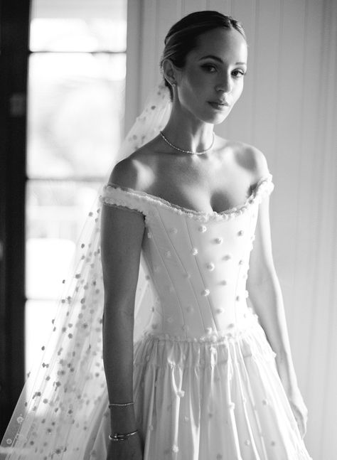 Couture, Chanel Archive, Chanel Wedding Dress, Chanel Wedding, Sequin Bra Top, Chanel Rose, Couture Wedding Dress, Chanel Couture, Claudia Schiffer