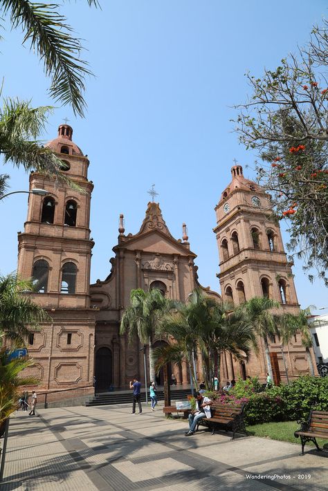 San Lorenzo Cathedral - Plaza 24 de Septiembre - Santa Cruz de la Sierra Bolivia Santos, Bolivia Aesthetic, Bolivia Santa Cruz, Santa Cruz Bolivia, Bolivia Travel, La Rochelle, Travel South, South America Travel, San Lorenzo