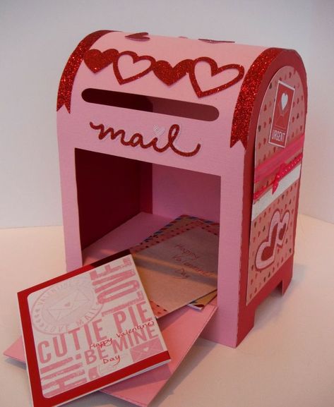 Diy Valentine's Mailbox, Girls Valentines Boxes, Diy Valentines Box, Valentine Boxes For School, Kids Valentine Boxes, Valentine Card Box, Diy Mailbox, Valentine Mailbox, Kartu Valentine