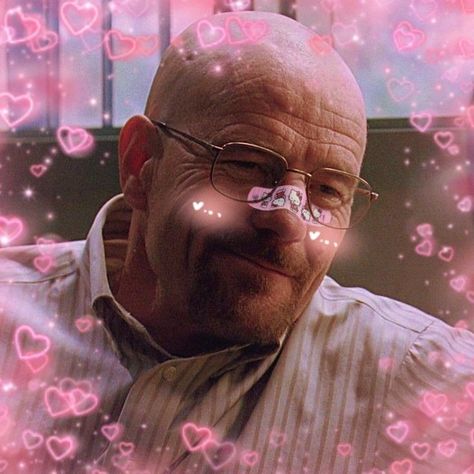 Breaking Bad Discord Pfps Kawaii, Funny Breaking Bad Pfp, Walter White Pink Sweater, Cute Walter White, Kawaii Walter White, Walter White Pfp, Walter Pfp, Walter White Funny, Profile Pictures For Discord