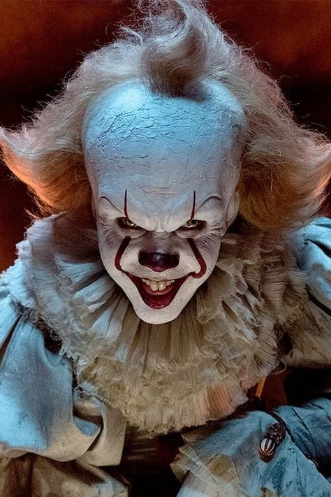 Pennywise and All My Ex-Boyfriends Can Now Attend "Clowns-Only" Screenings of It Chapter 2 Og Pennywise, Pennywise Film, It The Clown, Clown School, It Clown, Gloved Hands, It Chapter 2, Art The Clown, Movies Characters
