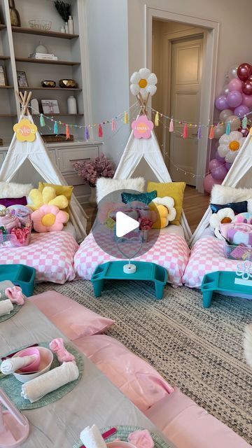 Tori Gerbig | Pink Lily Founder on Instagram: "Let’s set up for a Spa Night and Slumber Party for Rylee Kate. Her first sleepover was a success. She really wanted a slumber party + spa night combo and think it turned out so cute. We did mud masks at the spa table and turned on some spa music. They put cucumbers on their eyes to relax. We did had cake and pizza and finished the night watching high school musical. It was the best night. Did you have slumber parties growing up?   I am trying so hard to be more intentional with holidays, birthday and creating core memories with my family. This was perfect. She enjoyed it so much and I know we both won’t forget it. I didn’t get parties growing up and never had a slumber party so it was the first for both of us 🙂  Save this idea if you are a gi Slumber Party Sleeping Arrangements, Preppy Slumber Party Ideas, Cheap Slumber Party Ideas, Sleep Over Themed Birthday Party, Slumber Party Dinner Ideas, Spa Party Backdrop Ideas, Sleepover Birthday Party Ideas For Kids, Sleepover Birthday Parties Ideas, Slumber Party Set Up