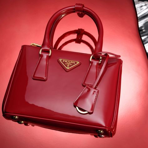 SS 1991 Womenswear | PRADA Prada Galleria Bag, Prada Aesthetic, Prada Red, Long Engagement, Luxury Bags Collection, Edgy Accessories, Prada Collection, Bag Suitcase, Fancy Bags