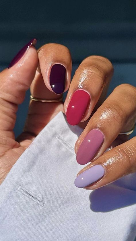 13 Gradient Nail Ideas For Fall (and Your Easiest Mani Ever) Spring Nails Burgundy, Fall Nail Gradient, Fall Multicolor Nails Acrylic, Red And Purple Nail Ideas, Easy Nail Color Combos, Fall Multi Colored Nails, Solid Nail Color Combinations, Red Pink And Purple Nails, Fall Skittles Nails