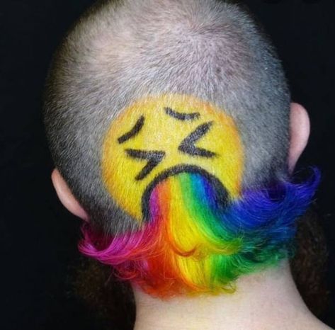 An XXL Serving of Random and Funny Pics to Pass the Time (63 Images) - Funny Gallery Colourful Hair, Unicorn Nails Designs, Shaved Hair Designs, Mata Hari, Hair Artist, Hair Tattoos, Colorful Hair, Shaved Head, Artistic Hair