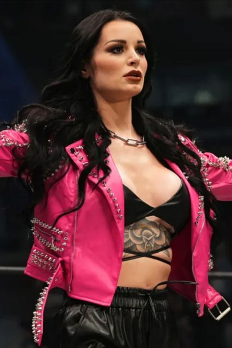 Injuries forced Paige to take a break in 2015 and 2016; in October 2016, she had neck surgery. Ronnie Radke, Paige Wrestler, Night In Nyc, Britt Baker, Wwe Live Events, Saraya Jade Bevis, All Elite Wrestling, Paige Wwe, Neck Injury