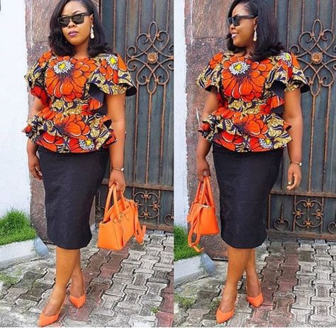 KITENGE SKIRTS&BLOUSE 2019 TO ROCK THE YEAR special events Chitenge Patterns, Sepedi Dresses, African Pencil Skirt, African Midi Skirt, African Bridesmaids, Ankara Peplum Tops, Ankara Peplum, Styles Ankara, Costume Africain