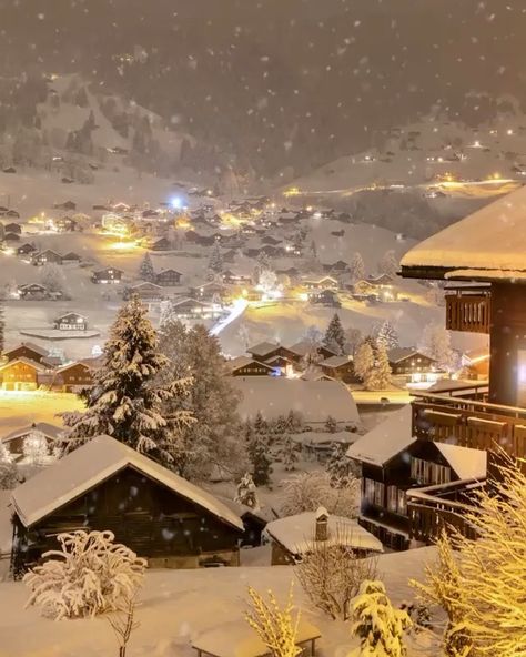 Nature on Instagram: “Snowy nights in Switzerland ❄️ Who would you stay in this village with? Video by @sennarelax #nature” Magic Kingdom, Winter Szenen, Fotografi Kota, Romantic Night, Winter Scenery, Winter Wonder, Christmas Aesthetic, Winter Scenes, Winter Snow