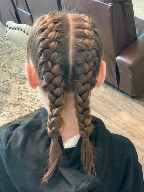 Volleyball Hair, Kids Hair Styles, Hair Layered Medium, Hair Styles For 50, Two Braids Hairstyles, Short Hair Layered, Kepang Dua, Shoulder Length Haircut, Hair Tips And Tricks