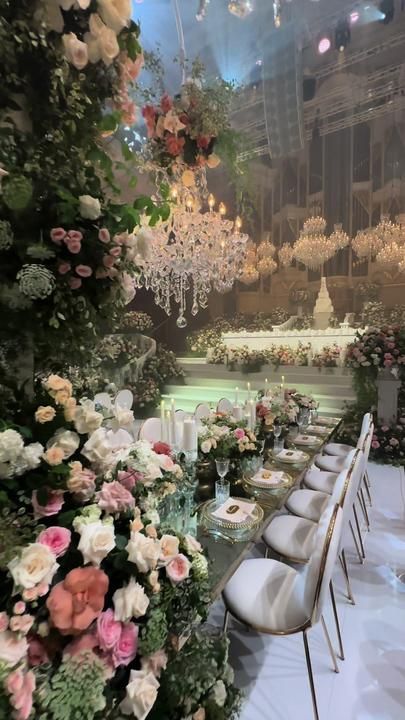 DK Events on TikTok Glamorous Wedding Venue, Wlw Wedding, Fairytale Wedding Theme, Dream Wedding Decorations, Meals Easy, Wedding Stage Design, Fantasy Wedding, Wedding Honeymoons, Wedding Proposal