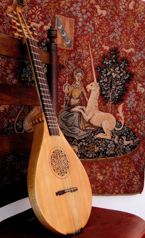 Mandolin, Cittern Instrument, Lute Instrument, Dnd Bard, Classic Car Photoshoot, Dragon Age Characters, Art Through The Ages, Dragon Age Games, String Instruments