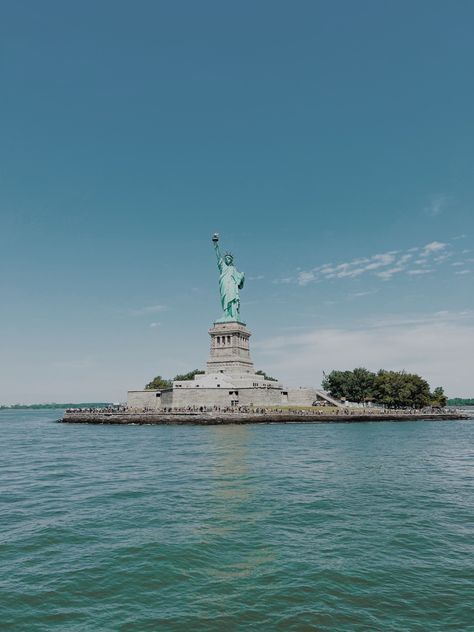 Ellis Island Aesthetic, Island Aesthetic, Travel Plane, Liberty Island, New York City Aesthetic, Ellis Island, Dream Places, City Aesthetic, Travel Aesthetic