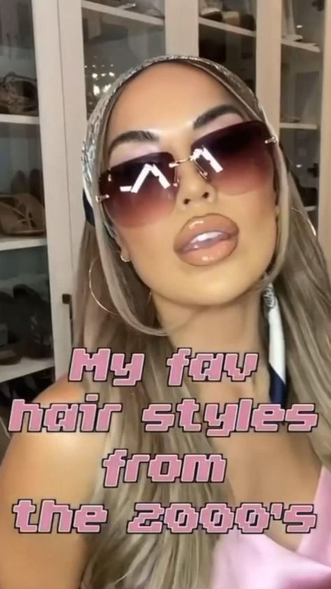 Chunky Highlights, 2000s Hairstyles Long, Hair Trends 2023, 2000s Hair, 2000s Hairstyles, Hair Styles Long Hair, Y2k Hair, Y2k Hairstyles, Pinterest Hair