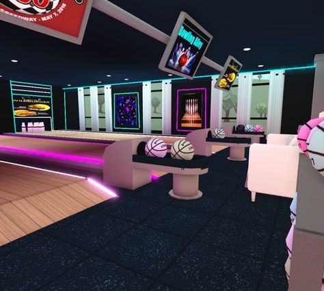 Bloxburg bowling alley idea Bloxburg Mall Interior, Bloxburg Bowling Alley, Movie Theater Rooms Bloxburg, Bloxburg Arcade Ideas, Bloxburg House Exterior Realistic, Bloxburg Gaming Setup, Roblox Town Ideas, Bloxburg Arcade Decals, Arcade Bloxburg