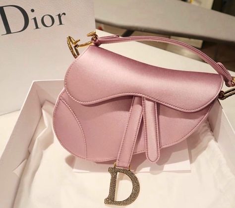 Satin pink and diamond encrusted Dior saddle bag Tas Gucci, Sacs Tote Bags, Cristian Dior, Cheap Purses, Popular Handbags, Dior Saddle, Girly Bags, Kelly Bag, Fancy Bags