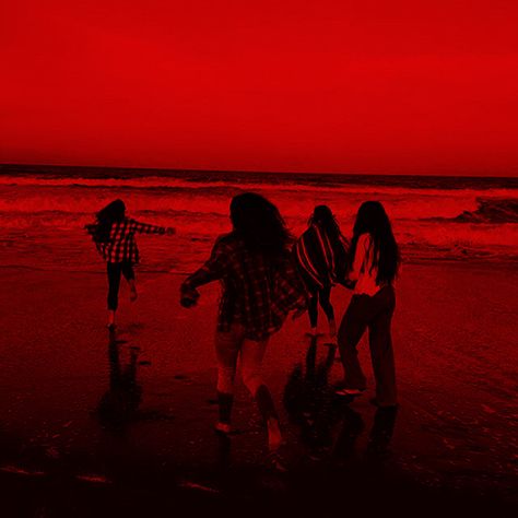 Red Spotify Playlist Covers, 2000s Playlist Cover, Chase Redford, Aesthetic Rouge, 2000s Playlist, 2010s Aesthetic, Playlist Covers Photos, Red Aesthetic Grunge, Red Filter