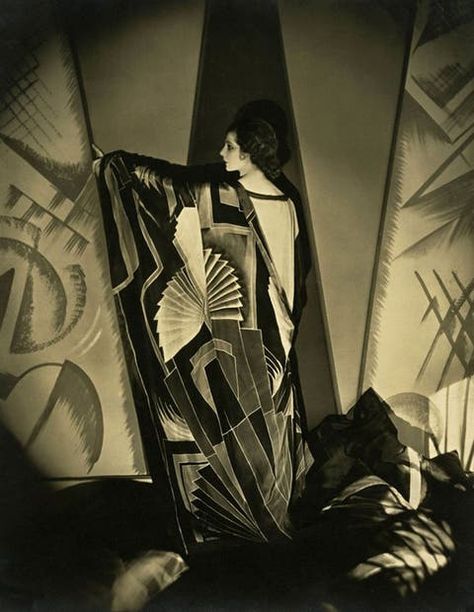 Edward Steichen, Alfred Stieglitz, Art Deco Photography, Tamara Lempicka, 1920s Women, Sonia Delaunay, Deco Fashion, History Of Photography, Trendy Art