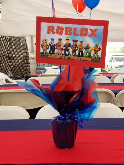 Roblox centerpieces Roblox Birthday Centerpieces, Roblox Table Decoration, Roblox Centerpieces Ideas, Roblox Centerpieces, Roblox Birthday Party Ideas, Lego Roblox, Roblox Birthday Party, Kids Party Centerpieces, Roblox Theme