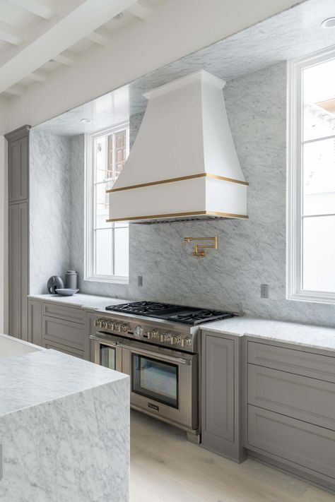 White Range Hood and Stainless Range White Range Hood, Cooktop Hood, Metal Range Hood, Kitchen Vent Hood, Blue Subway Tile, Kitchen Vent, Subway Tile Backsplash Kitchen, Kitchen 2020, White Range