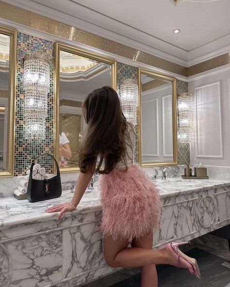 Couture, Pink Luxe Aesthetic, Sugarbaby Aesthetic, Spoiled Daughter Aesthetic, Pink Feminine Aesthetic, Elena Abelli, Estilo Ivy, Top Aesthetic, Classy Streetwear