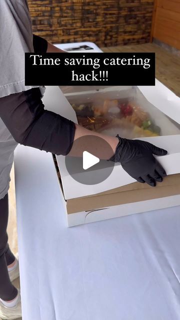 Ozark Charcuterie | Mallory Files on Instagram: "CATERING TIME SAVING HACK!!!  2 weeks ago I went viral for this box hack. I have LOVED seeing you guys try it. I have a much better system for getting you those box links. If you still need it or are just coming across this, comment ‘box’ and it will be sent to you right away ❤️  Answering questions about this process in the comments!  - - - - #catering #lifehack #hacks #food #foodreel #howto #cateringservice #grazetable #cheesetable #charcuterietable #grazingtables #serviceindustry #cheeselover" Charcuterie Board Buffet, Charcuterie Must Haves, Buffet Silverware Display, Charcuterie Boards To Go, Diy Appetizer Display, Small Grazing Table Ideas Diy, Sushi Catering Display, How To Keep Charcuterie Cold, Party Chips Display