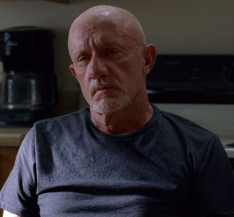 Breaking Bad Mike Ehrmantraut Art, Mike Ehrmantraut Icon, Mike Breaking Bad, Breaking Bad Characters, Mike Ehrmantraut, Jonathan Banks, Old Man Face, Inspo Art, Targaryen Aesthetic