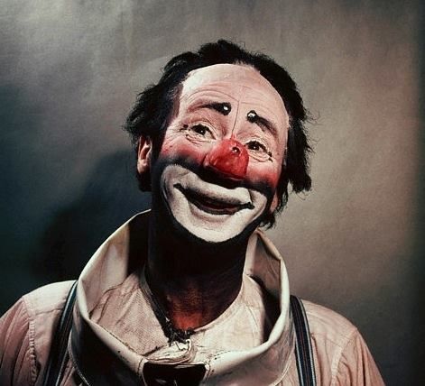 Happy Clown Makeup, Clown Pictures, Scary Clown Mask, Steampunk Circus, Ringling Brothers Circus, Famous Clowns, Clown Photos, Clown Images, Circus Makeup