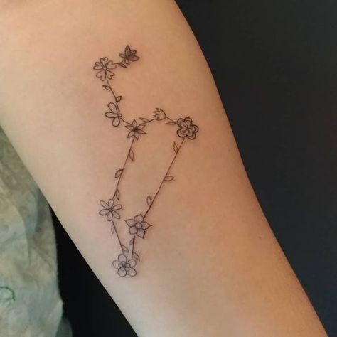 50 Best Leo Zodiac Tattoo Design Ideas - Hike n Dip Leo Constellation Tattoo Flower, Lion Constellation Tattoo, Floral Constellation Tattoo, Lion Leo Tattoo, Flower Constellation Tattoo, Zodiac Tattoo Designs, Constellation Lion, Leo Flower, Floral Constellation