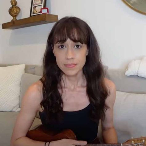 This ukulele song arrangement for "Hi Toxic Gossip Train" appeared first on UkuTabs. Ukulele Chords Disney, Toxic Gossip Train, Ukulele Songs Popular, Ukulele Tabs Songs, Ukulele Song, Popular Piano Sheet Music, Easy Ukulele Songs, Ukulele Chords Songs, Colleen Ballinger