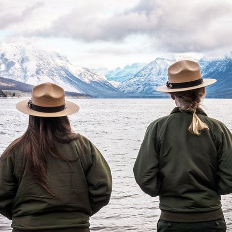 Park Ranger Aesthetic, Outdoor Jobs, Volunteer Coordinator, Seasonal Jobs, Forest Ranger, Career Vision Board, No Experience Jobs, Yellowstone Park, Volunteer Programs