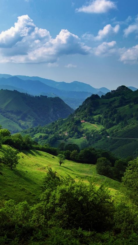 Cantabrian Mountains, Spain Nature, Nature Luxury, Hd Landscape, Mountains Wallpaper, Best Nature Wallpapers, Hd Nature Wallpapers, Spain Portugal, Nature Hd, Mountain Wallpaper