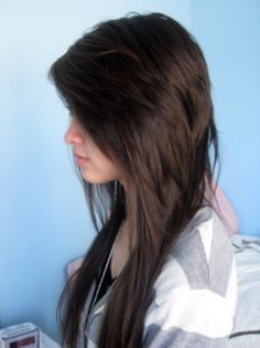 V Layer Cut on Pinterest Balayage, Scene Hairstyles, Long Scene Hair Layers, Scene Haircuts Long, Long Choppy Haircuts, Scene Hair Bangs, Messy Layers, Haircut For Long Hair, V Cut Hair