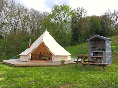 Dingle View bell tent with the new cooking shelters Bell Tent Interior, Bell Tent Glamping, Bell Tent Camping, Tent Platform, Yurt Tent, Tent Living, Glamping Resorts, Family Tent Camping, Tent Decorations