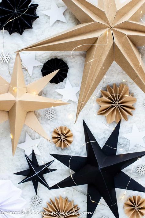 Handmade Star Ornaments, Diy 8 Point Paper Star, Paper Moravian Stars, Hanging Paper Stars Diy, 3d Star Decoration, Three Dimensional Paper Stars, Natal, Paper Star Tree Topper Diy, Diy Star Hanging Decorations