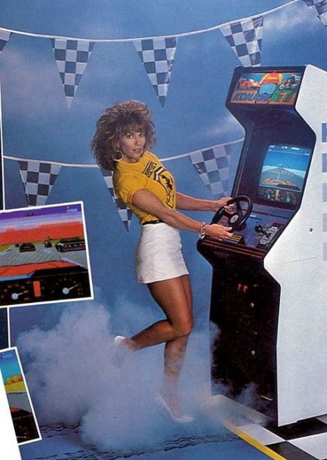 Sexy Arcade Game Advertisements From The 1980s - Neatorama Vintage Fashion 80s, 90s Video Games, Game Posters, Pc Photo, 80s Video Games, Dress Down Day, Retro Gaming Art, Awkward Family Photos, Vintage Videos