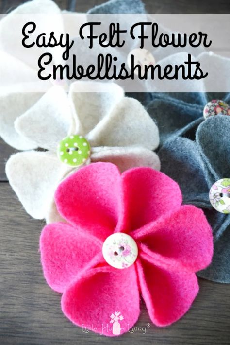 Learn How to Make Felt Flowers with this easy tutorial and pattern. These cute and affordable embellishments add an extra special touch to headbands or clothes and have endless possibilities. #feltflowers #diy #easycrafts #diyfeltflowers Felt Brooches To Make, Wool Felt Flowers How To Make, Flat Felt Flowers, Felt Flower Brooch, Wool Flowers How To Make, Felt Crafts To Sell, Making Felt, Fleece Projects, Diy Tricot