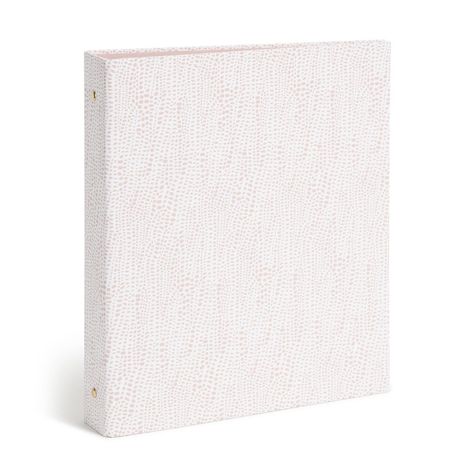 The U Brands® Sophisticated Speckle 1" Binder is the perfect combination of fun and trendy. Featuring a unique sophisticated speckle fashion printed hardcover designed to keep important papers, assignments, and notes safe while on the go between home, office, and classes. With its 1" 3-rings and dual interior pockets the U Brands® Sophisticated Speckle Binder holds up to 150 standard sheets, perfectly suitable for everyday organization. This product is printed on FSC® certified paper using soy b Stuff To Buy For School, Binder 3 Ring, Floral School Supplies, Coastal School Supplies, Cute School Notebooks, Preppy School Stuff, Cute School Binder, Cute Folders For School, Cute School Supplies For Middle School