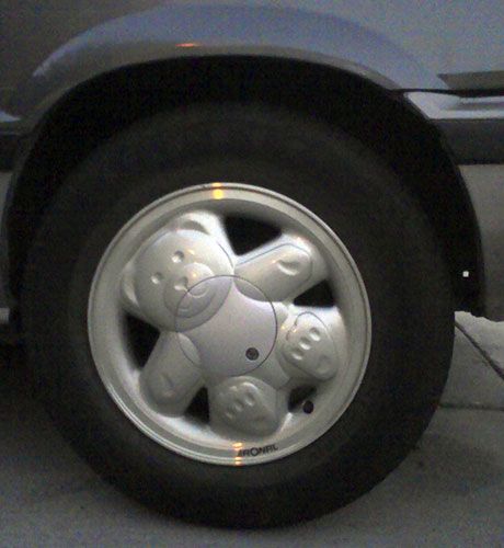 Teddy Bear wheel covers by Ronal on a 1984 Honda Civic.  The belly button is the wheel lock.  Why didn't this lead to more? Car Interior Design, Jdm Wheels, Mod Decor, Wheel Lock, Car Goals, Car Inspiration, Car Mods, Pink Car, Pretty Cars