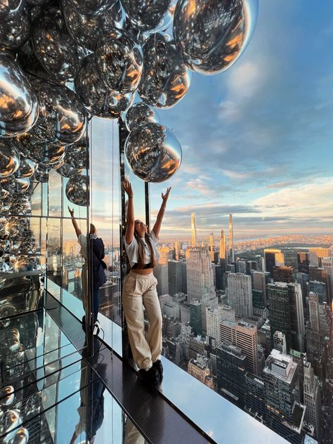 New York Picture Ideas, Nyc Picture Ideas, New York Photo Ideas, Summit One Vanderbilt, Nyc Photo Ideas, One Vanderbilt, Nyc Pics, Short Evening Dress, New York City Pictures