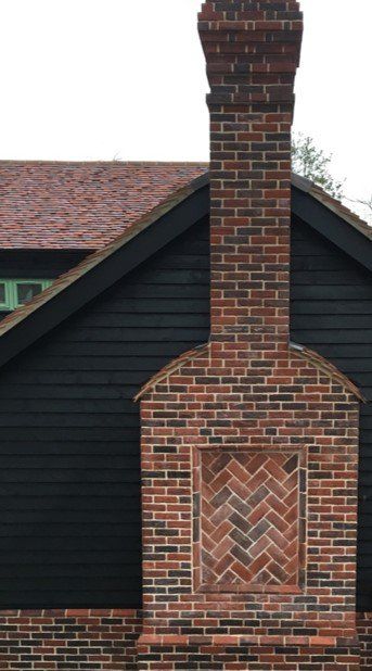 Beautiful exterior of a lovely brick chimney on this traditional style self-build home. Scandia-Hus (@scandiahus) | Twitter Chimney Brick Ideas, Chimney On Front Of House, Brick Chimney Exterior, Exterior Chimney Ideas, Cabins In The Woods Exterior, Scandia Hus, Chimney Ideas, Chimney Design, Stone Exterior Houses