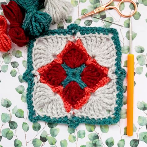 Steffi Glaves free granny square pattern Free Granny Square Pattern, Granny Square Patterns, Crochet A Granny Square, Granny Square Pattern, Granny Square Crochet Patterns, Simply Crochet, Crochet Baby Boots, Beginner Crochet Tutorial, Crochet Knit Stitches