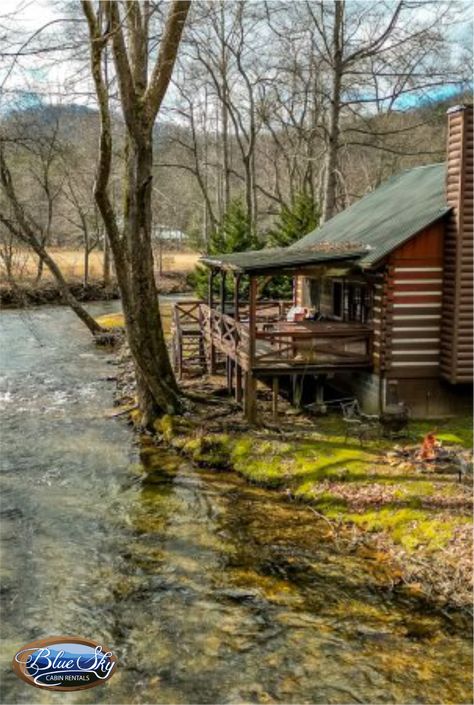 Cabins In The Woods Near Water, Cabins By The River, Blue Ridge Mountain Homes, Cabin On River, Small River House, Cabins In The Woods Rustic, River Front Homes, Log Cabins In The Woods, Log Cabin Houses