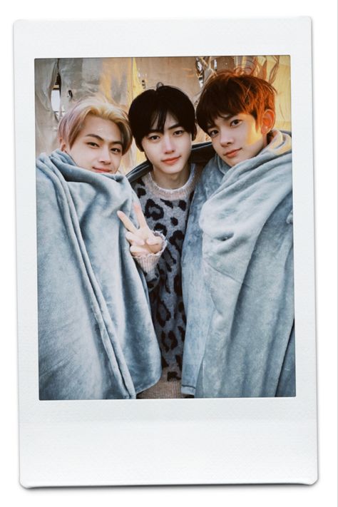 Heesung Jay Sunghoon, Heeseung Polaroid, Jay Sunghoon Heeseung, Jay And Sunghoon, Polaroid Love, Printable Photo Card, Lil Sister, Fandom Kpop, Lil Boy