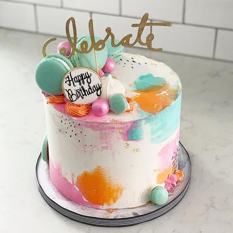 Trendy Cake Decorating, Colorful Birthday Cake For Women, Simple Colorful Birthday Cake, Vibrant Cakes Bright Colors, Buttercream Watercolor Cake, Bright Colored Birthday Cake, Pretty Buttercream Cakes, Simple Celebration Cake, Artsy Birthday Cakes