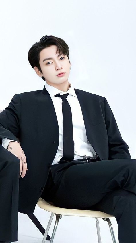 Jeon Jungkook is a cold CEO of Jeon corporations. He is cold and rude… #shortstory #Short Story #amreading #books #wattpad Boys Summer Fashion, Jungkook Oppa, Jungkook Selca, Jeon Jungkook Photoshoot, Bts Concept Photo, Bts Jk, Jungkook Hot, Jeon Jeongguk, Jungkook Abs